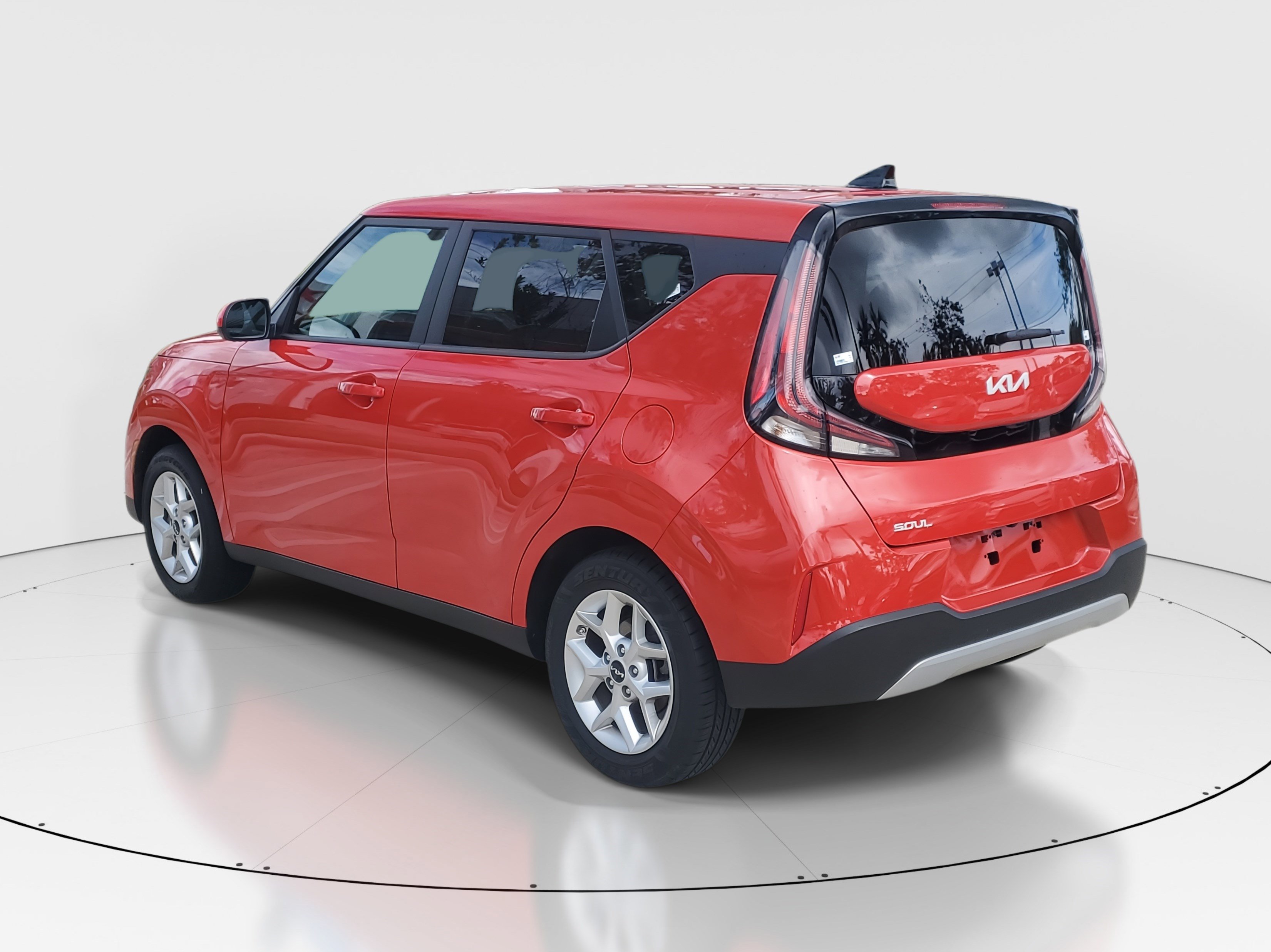 2023 Kia Soul LX photo 5