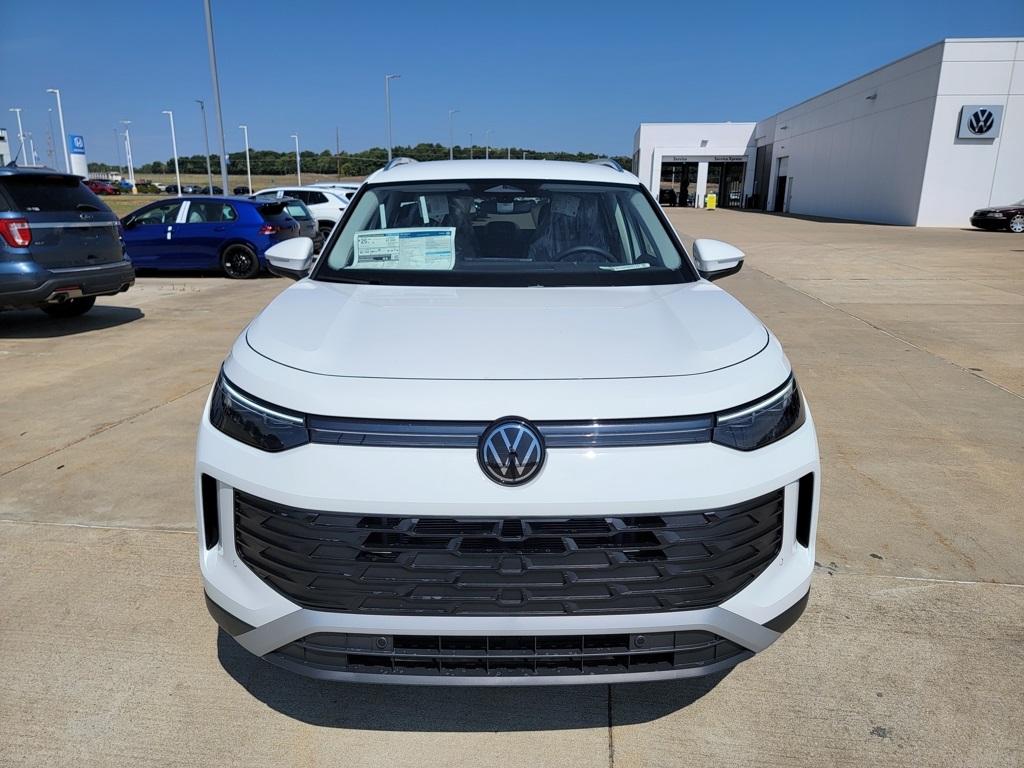 2025 Volkswagen Tiguan S photo 8