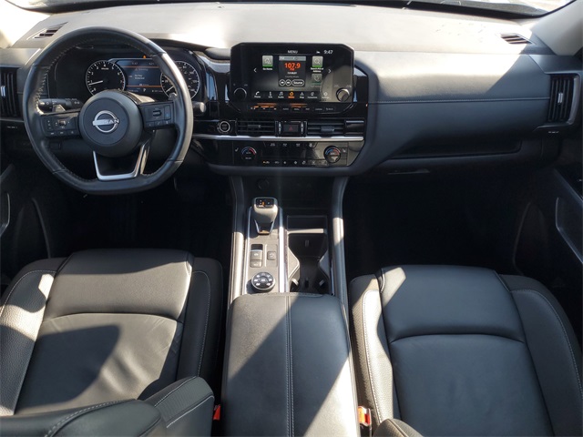 2024 Nissan Pathfinder SL photo 12