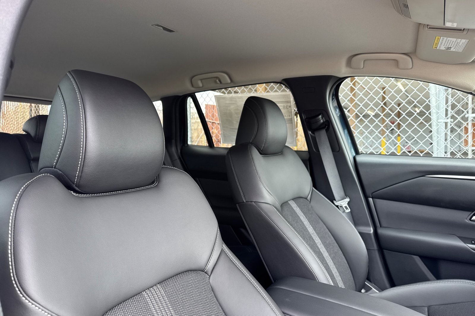 2025 Mazda CX-50 Preferred photo 13