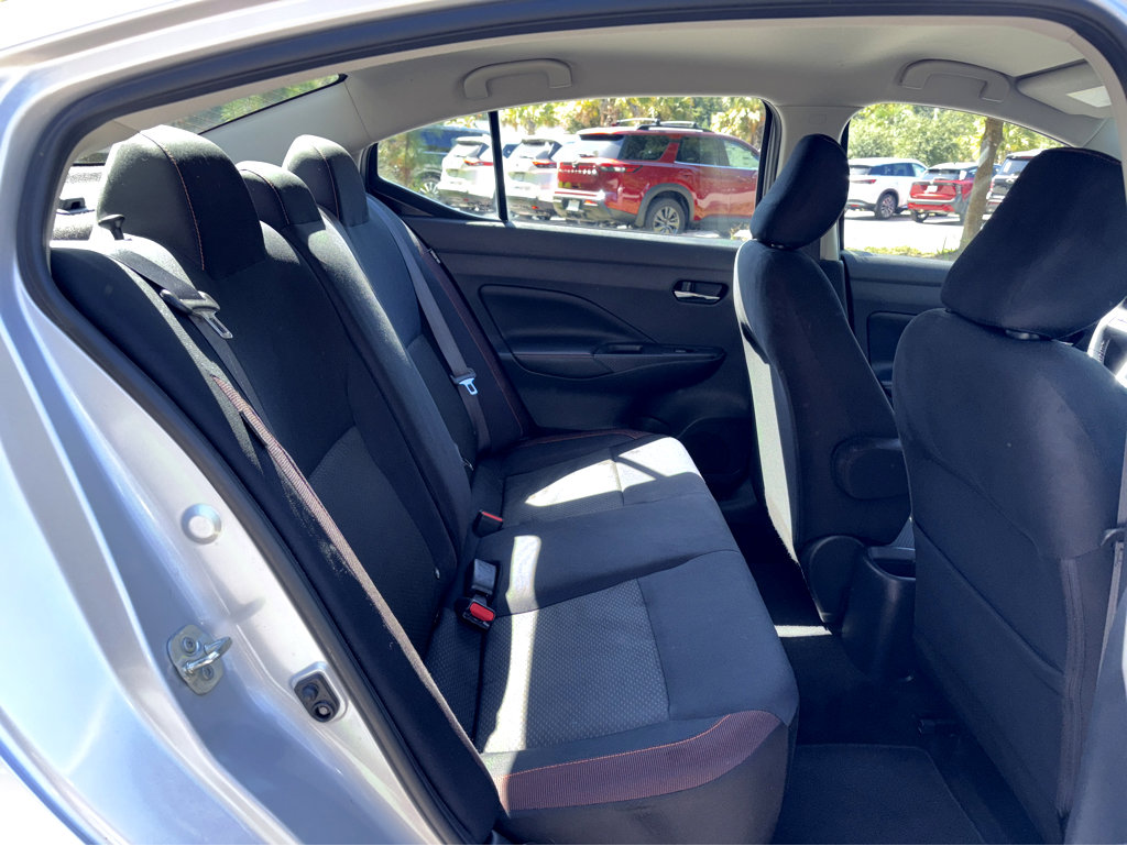 2020 Nissan Versa 1.6 SR photo 12