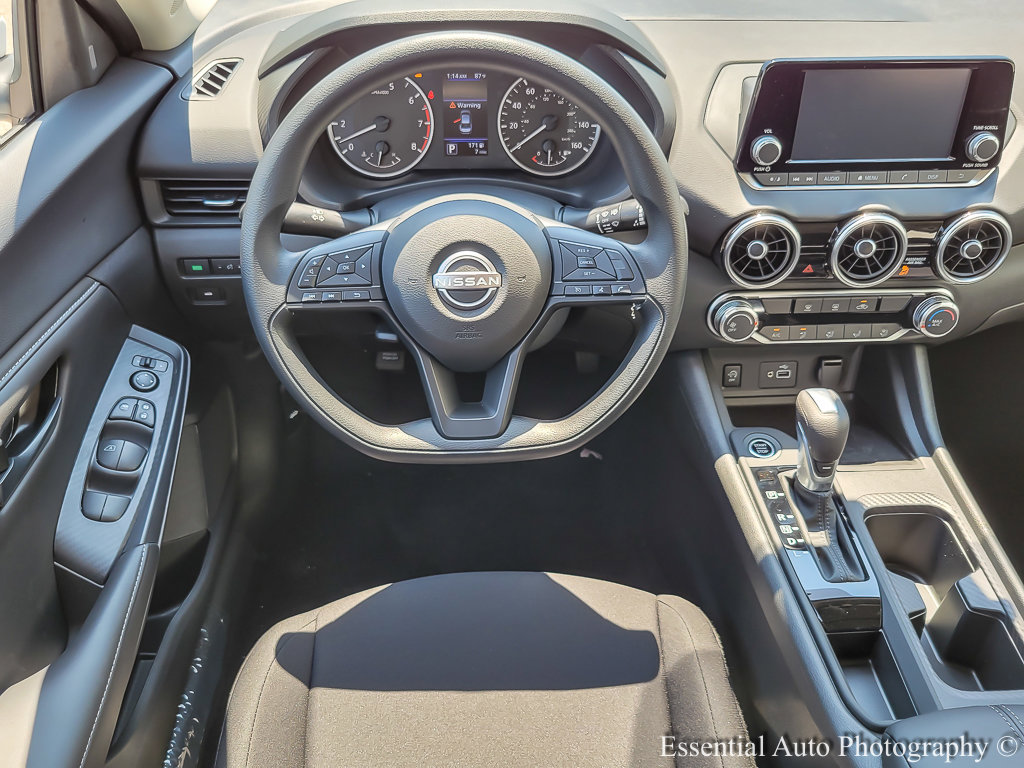 2025 Nissan Sentra S photo 10