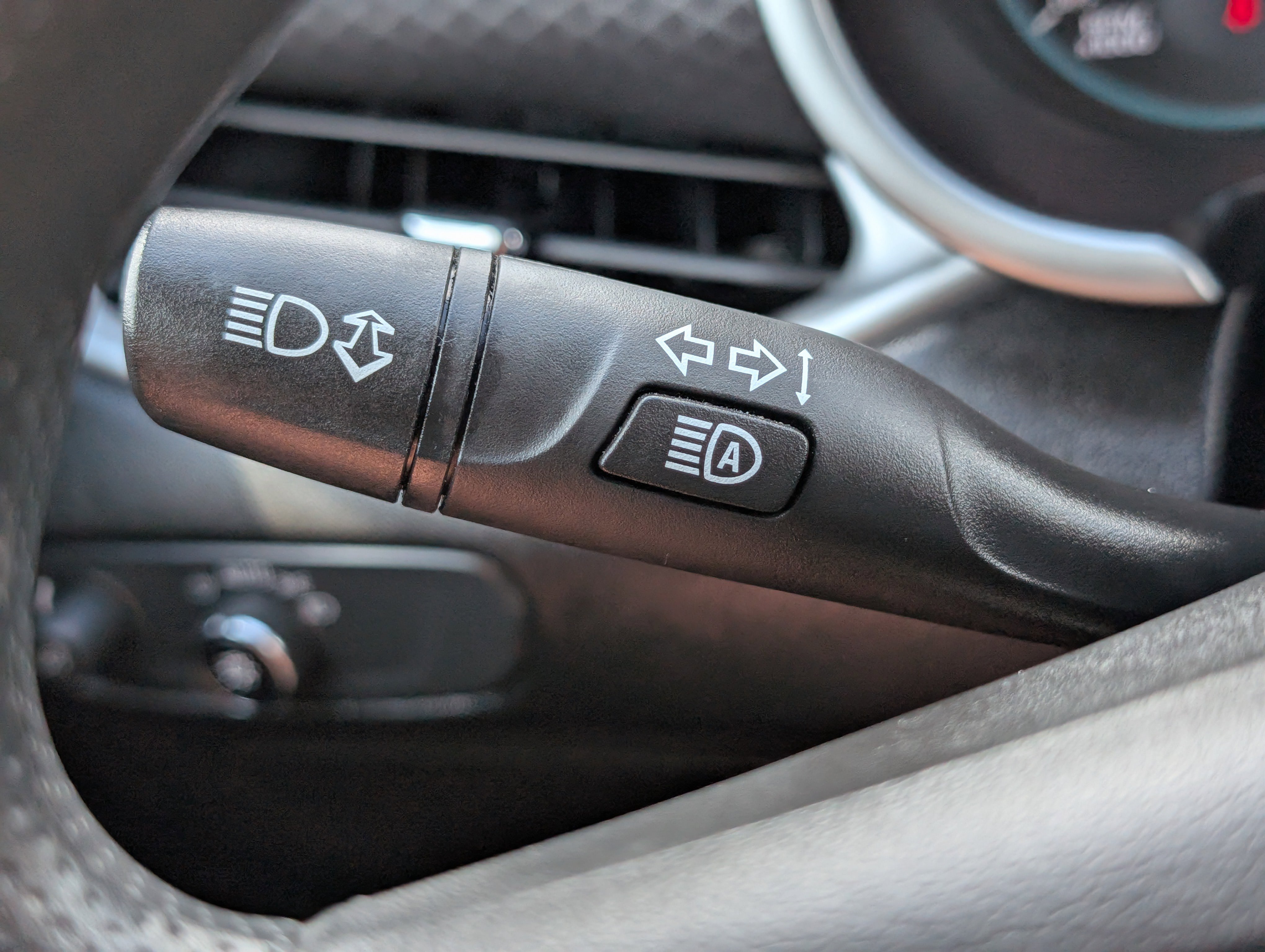 2024 Chevrolet Malibu 1LT photo 5