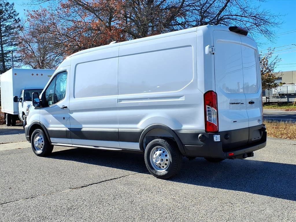 2026 Ford Transit Cargo Van photo 2