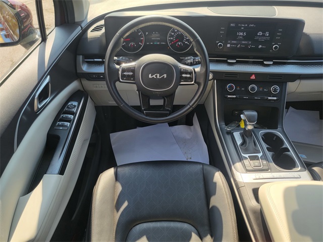 2023 Kia Carnival LX photo 26