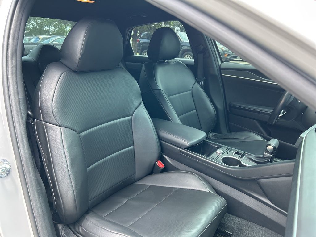 2022 Kia K5 GT-Line photo 36