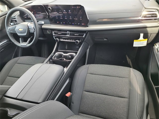 2026 Chevrolet Traverse photo 32