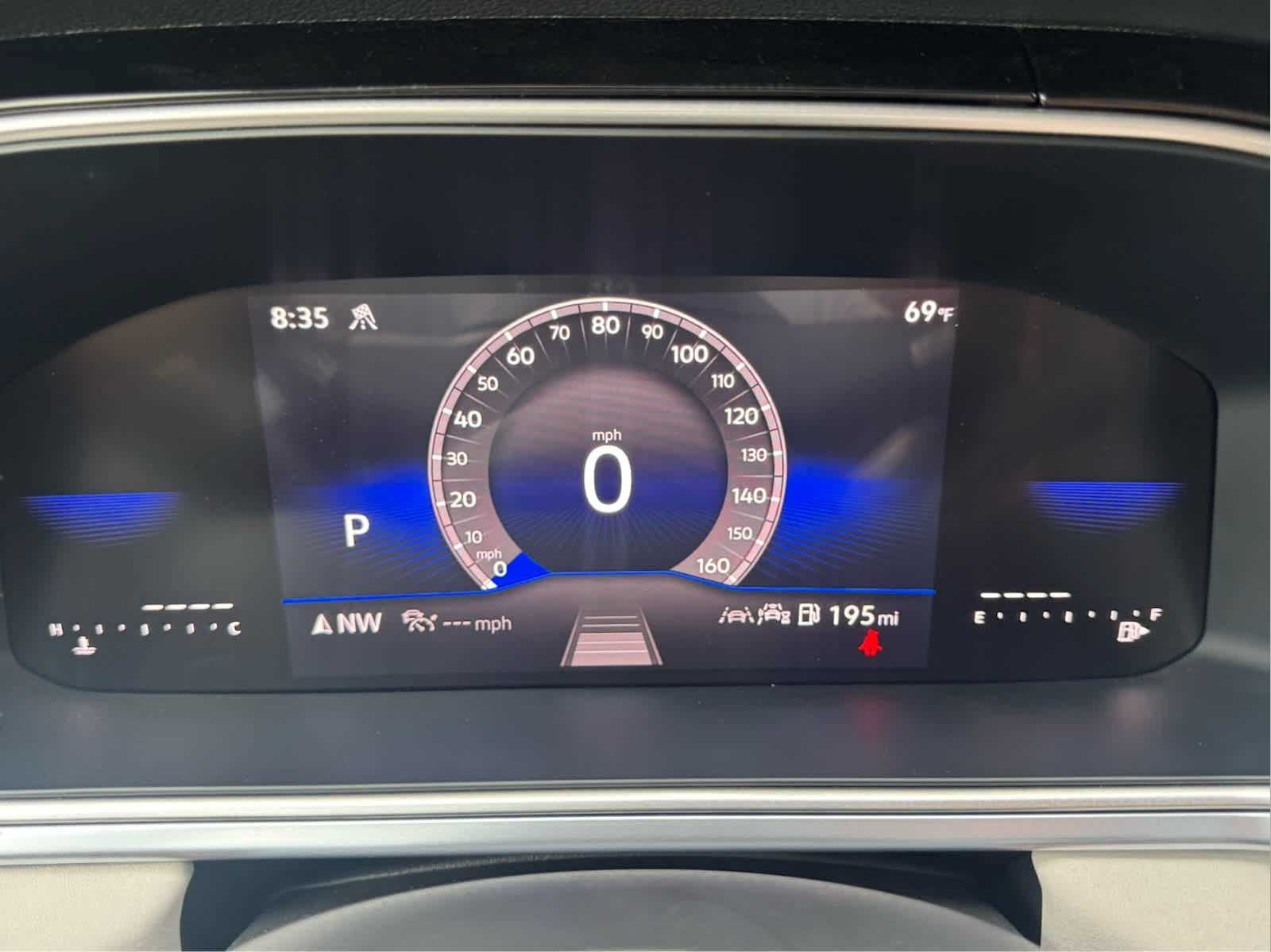 2025 Volkswagen Taos SE photo 11