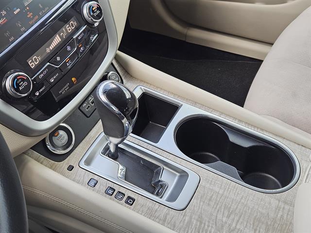 2019 Nissan Murano SV photo 14