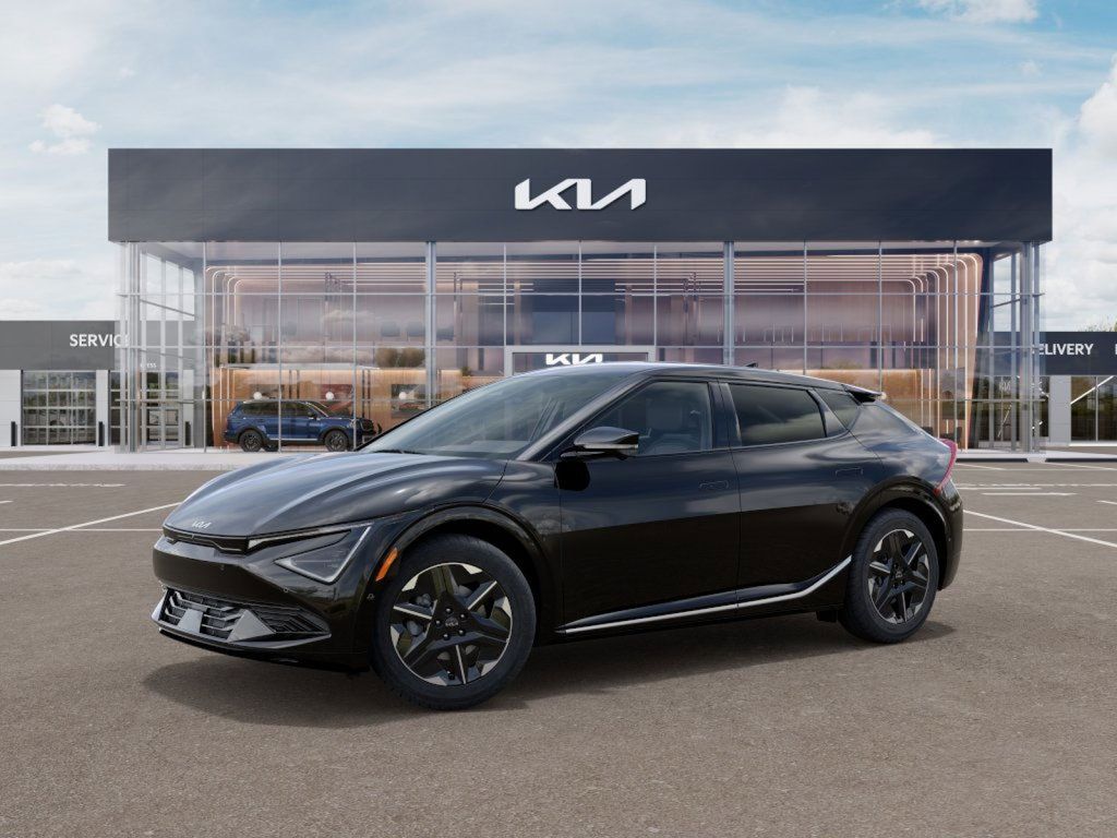 2025 Kia EV6 Wind photo 2