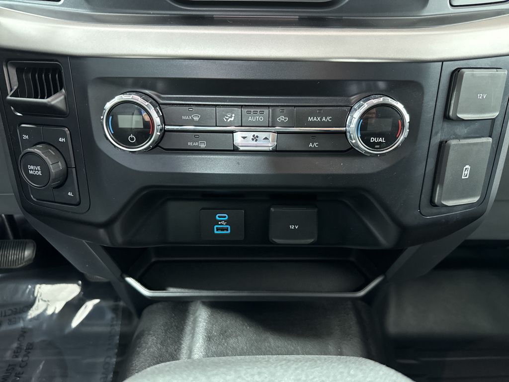 2021 Ford F-150 XLT photo 24
