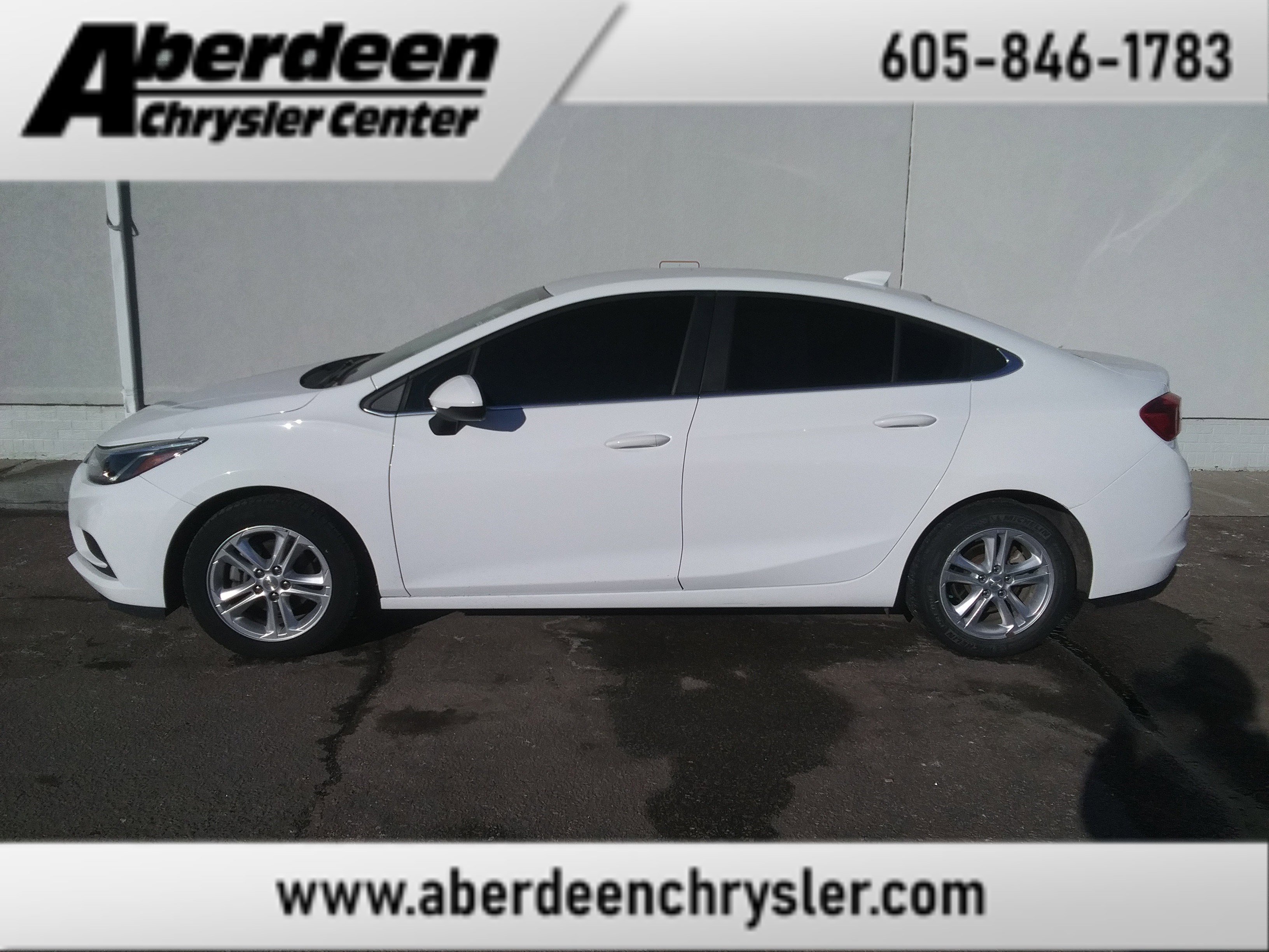 2017 Chevrolet Cruze LT's photo