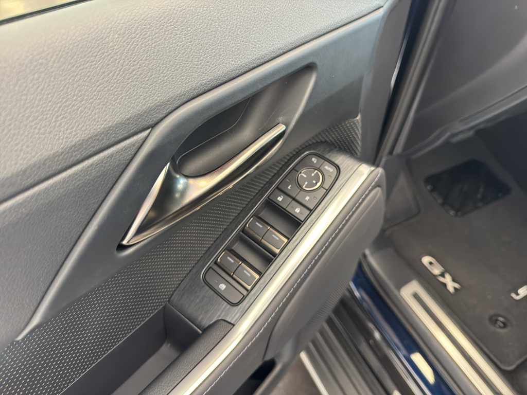 2025 Lexus GX 550 Premium photo 18