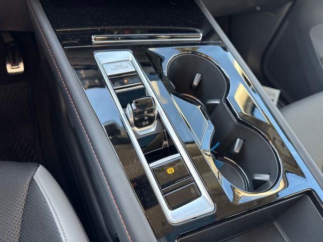 2025 Volkswagen Atlas Peak Edition SE photo 27