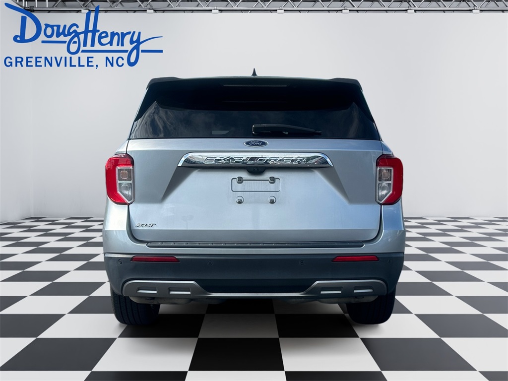 2021 Ford Explorer XLT photo 3