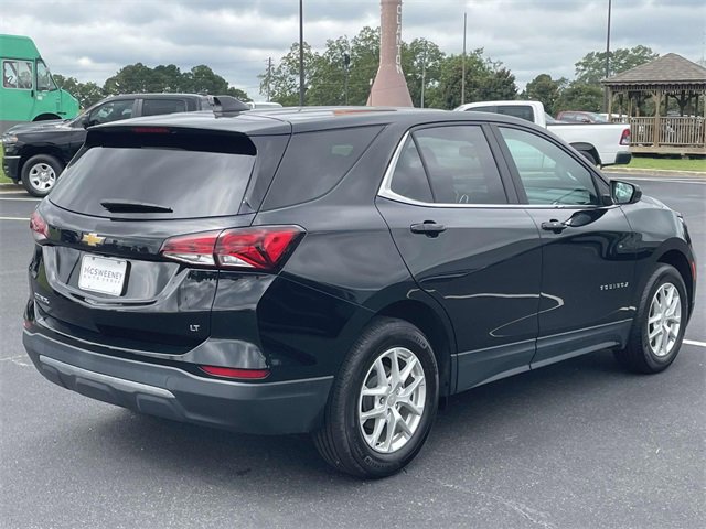 2022 Chevrolet Equinox LT photo 3