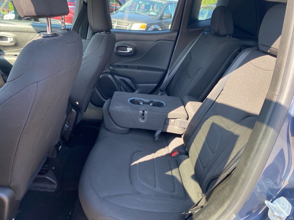 2022 Jeep Renegade Latitude photo 20