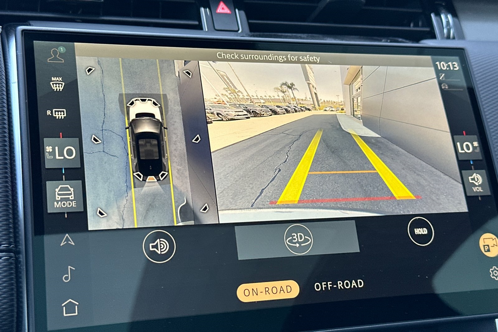 2025 Land Rover Discovery Sport SE photo 20
