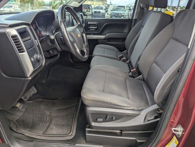 2018 Chevrolet Silverado LT photo 9