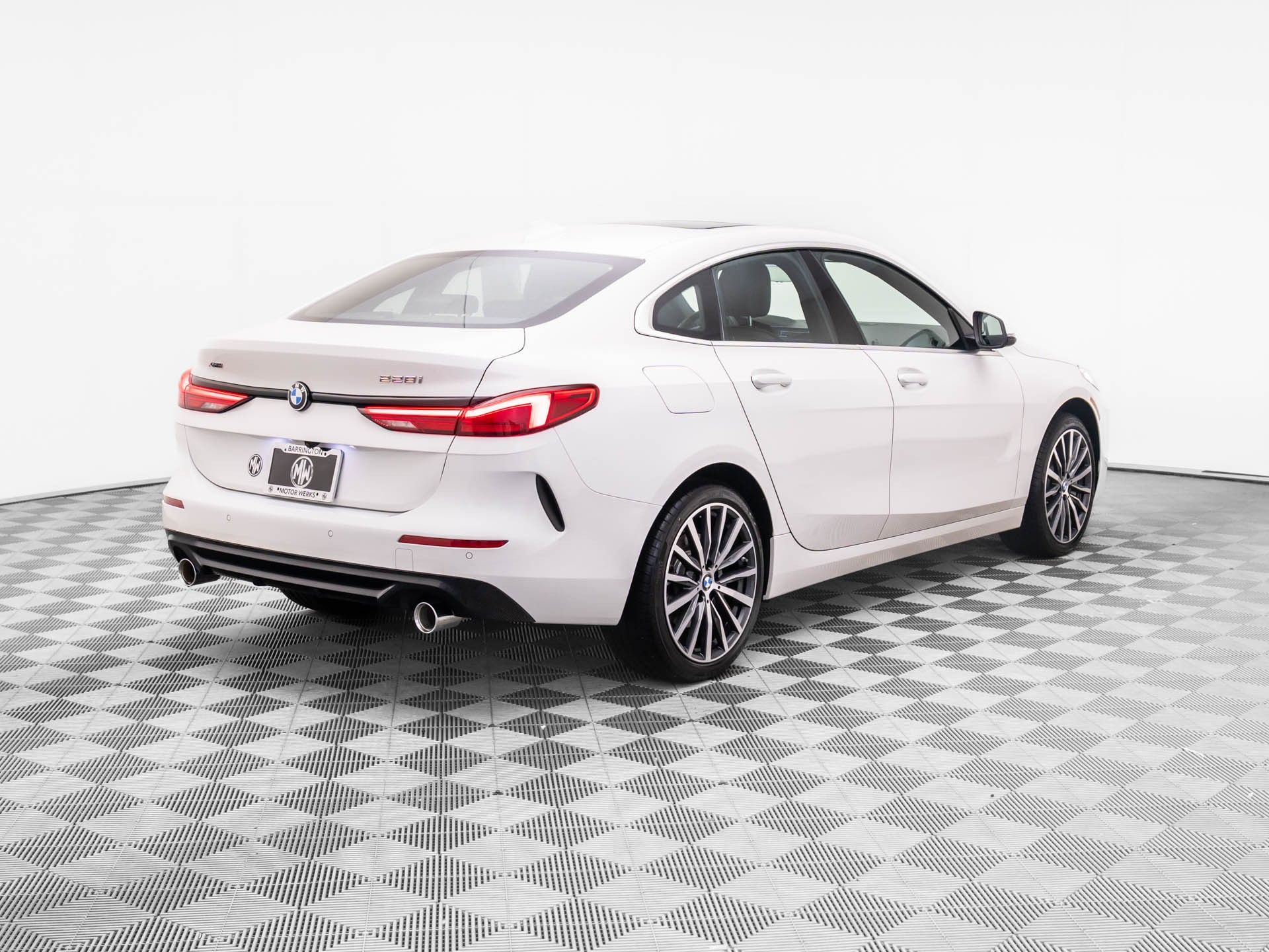 2024 Bmw 228i Coupe photo 4