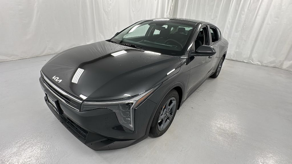 2025 Kia K4 LXS photo 7