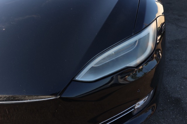 2017 Tesla Model S 75D photo 9