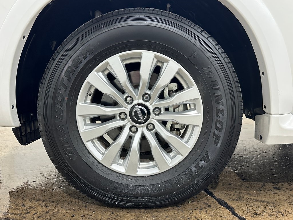 2023 Nissan Armada SV photo 3