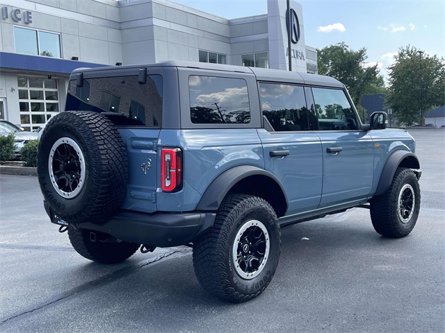 2021 Ford Bronco Badlands photo 3