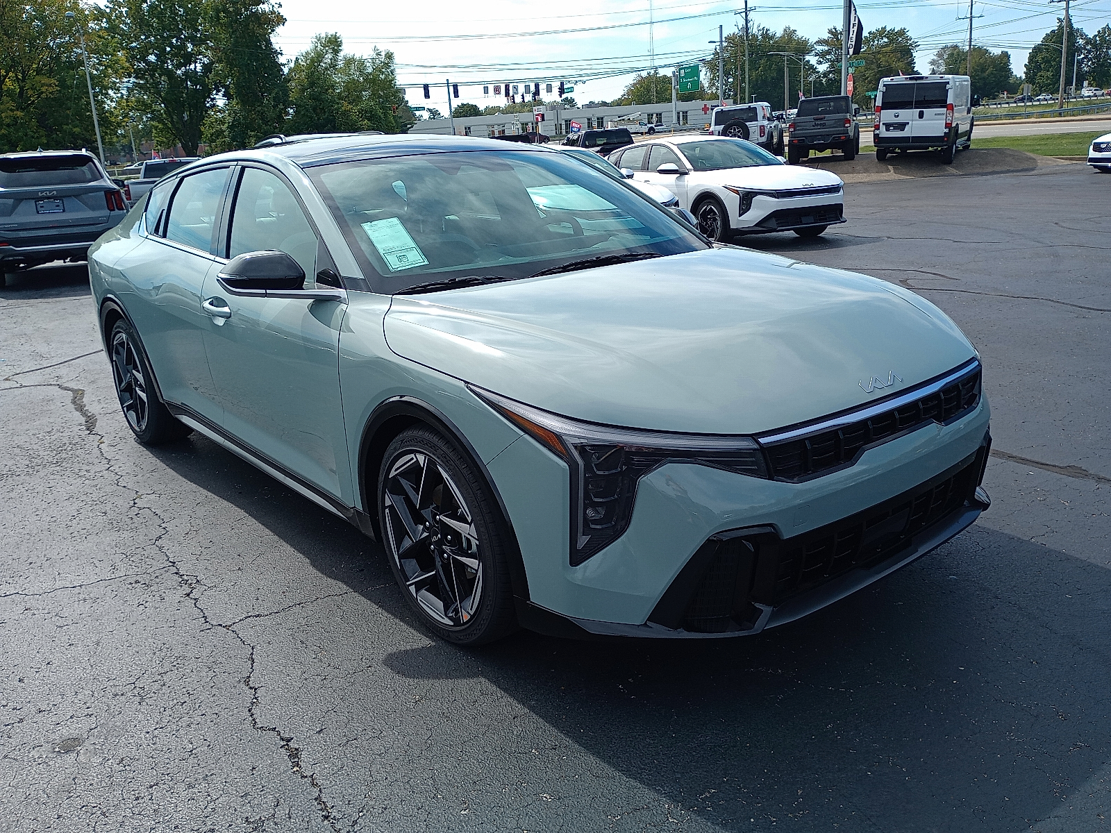 2025 Kia K4 GT-Line's photo