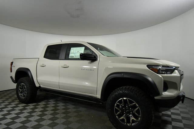 2026 Chevrolet Colorado ZR2 photo 8