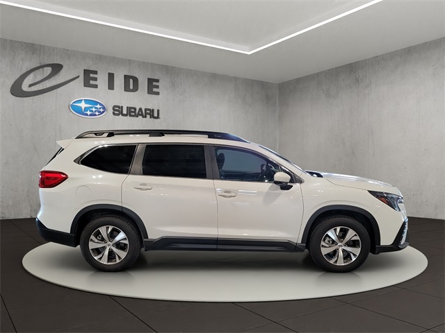 2024 Subaru Ascent Premium photo 4