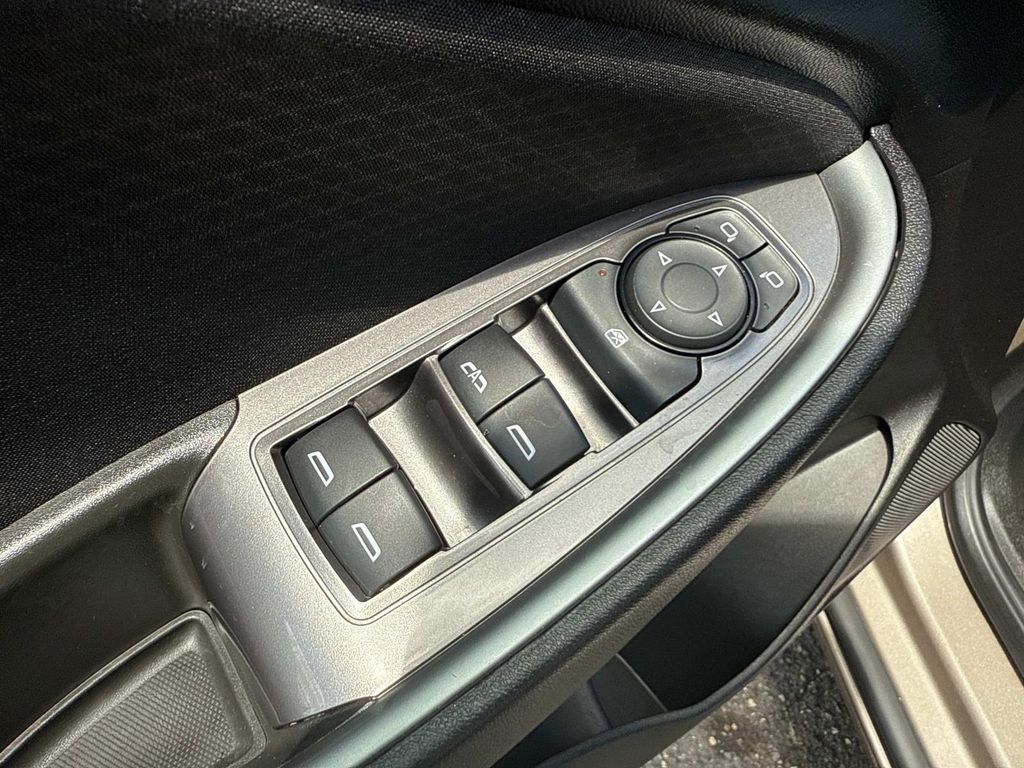 2023 Chevrolet Malibu 1LT photo 17