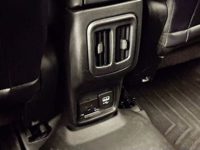 2017 Jeep Compass Limited photo 16