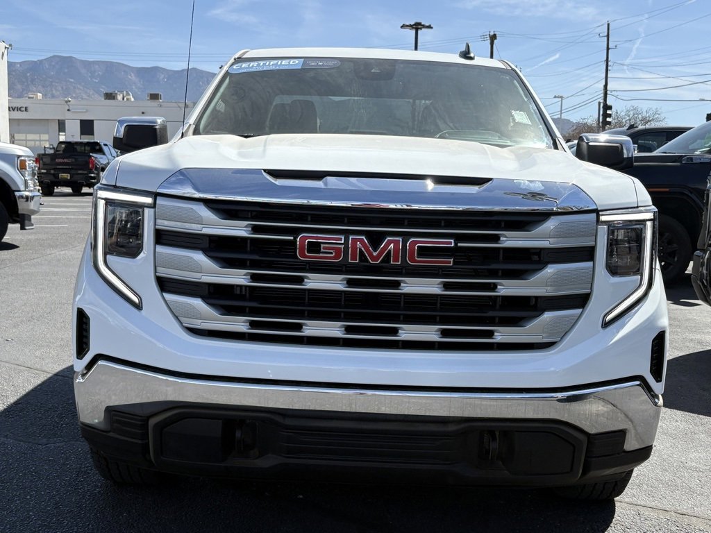 2024 Gmc Sierra 1500 SLE photo 3