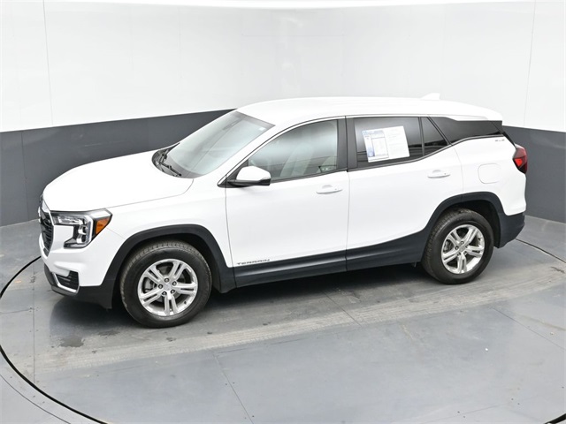 2022 GMC Terrain SLE's photo