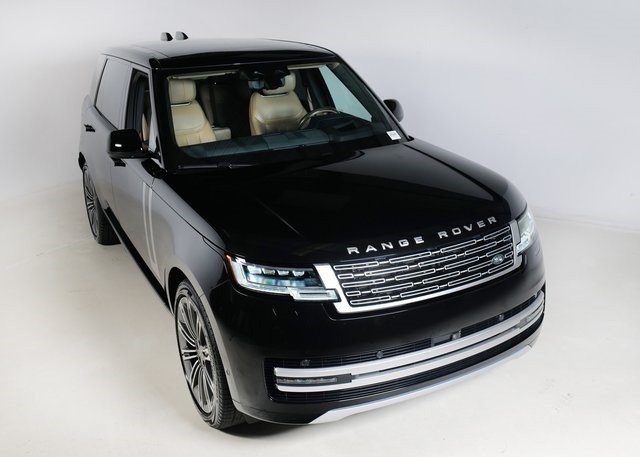 2024 Land Rover Range Rover Autobiography photo 24