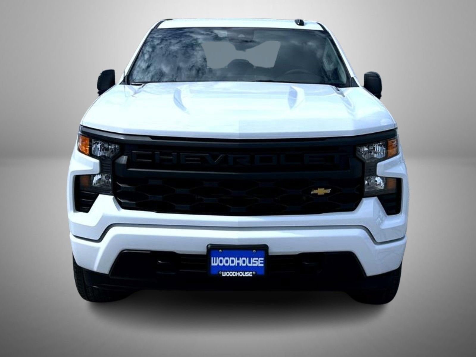 2026 Chevrolet Silverado 1500 Custom photo 2