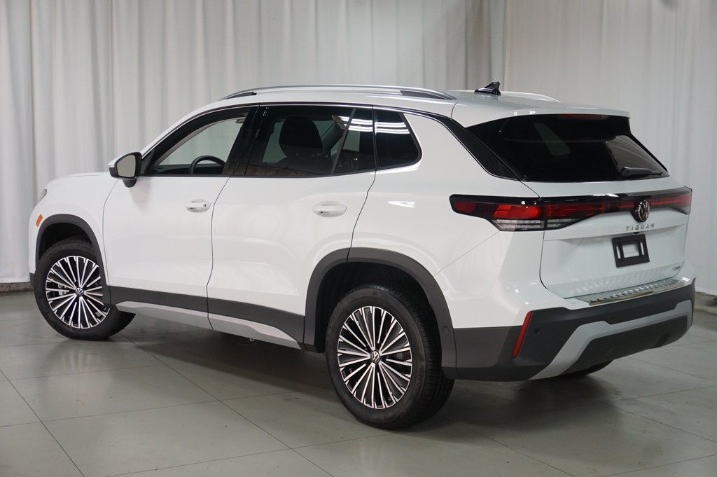 2025 Volkswagen Tiguan S photo 7