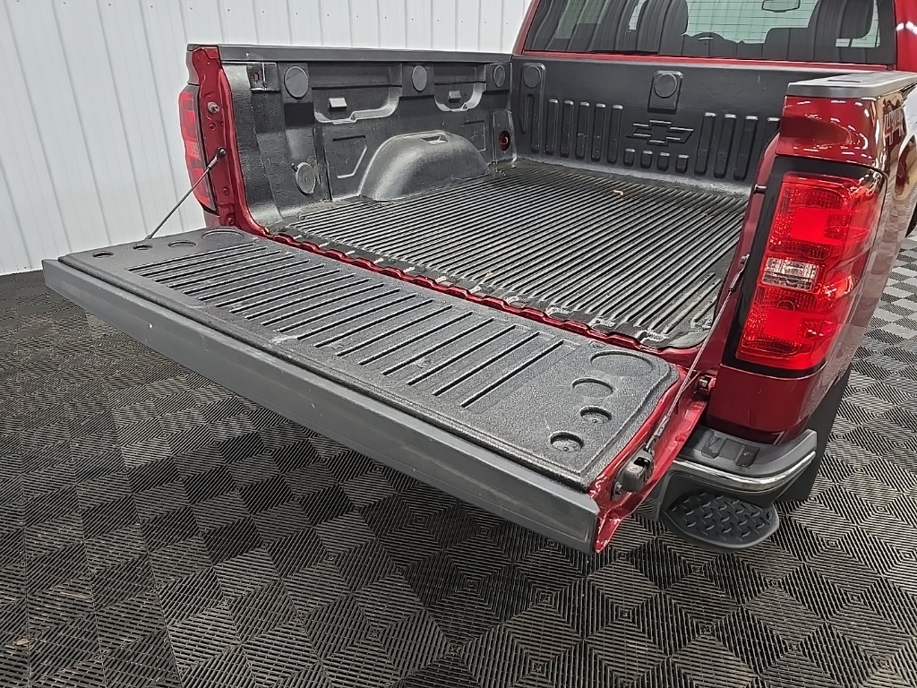 2018 Chevrolet Silverado 1500 LT photo 11
