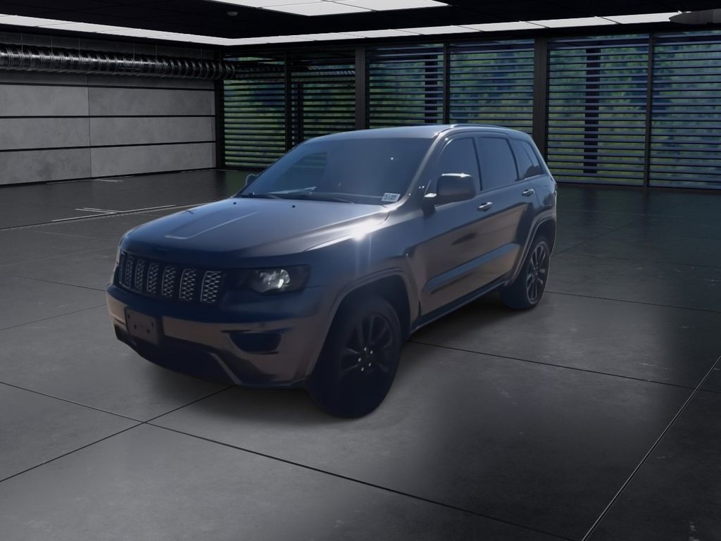 2018 Jeep Grand Cherokee Altitude photo 4