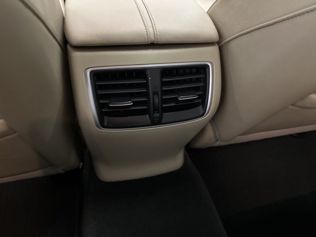 2016 Acura TLX Technology photo 19