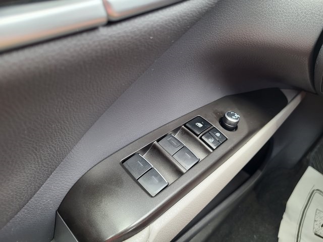 2023 Toyota Camry XLE photo 23