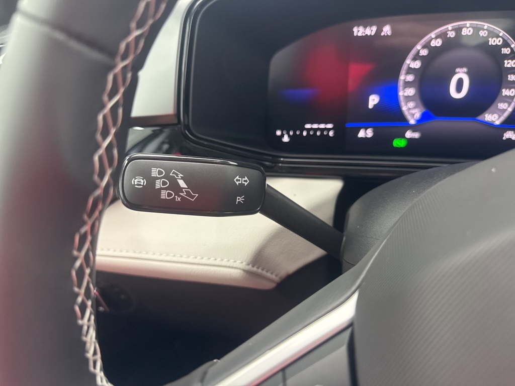 2025 Volkswagen Taos S photo 12