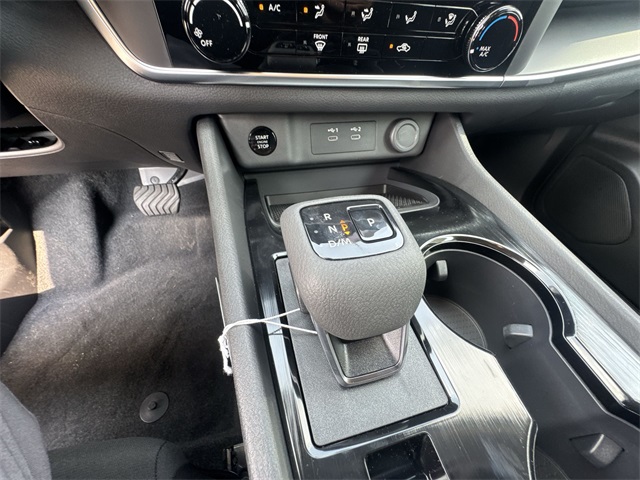 2026 Nissan Rogue S photo 19