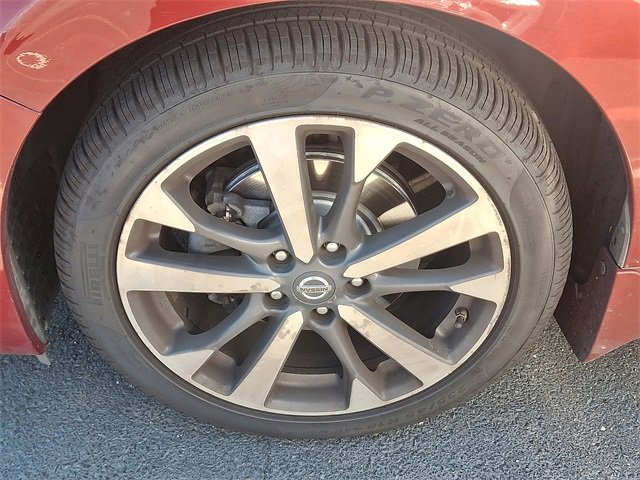 2017 Nissan Altima 2.5 SR photo 4