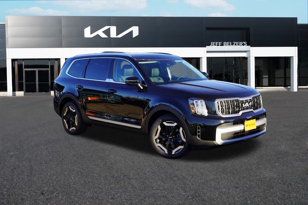 2025 Kia Telluride EX's photo