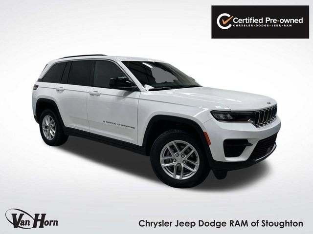 2024 Jeep Grand Cherokee Laredo's photo