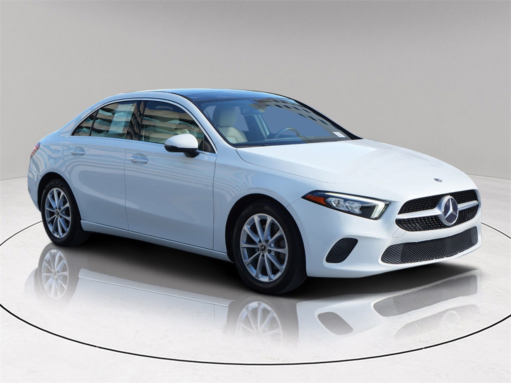 2022 Mercedes-Benz A-Class A220