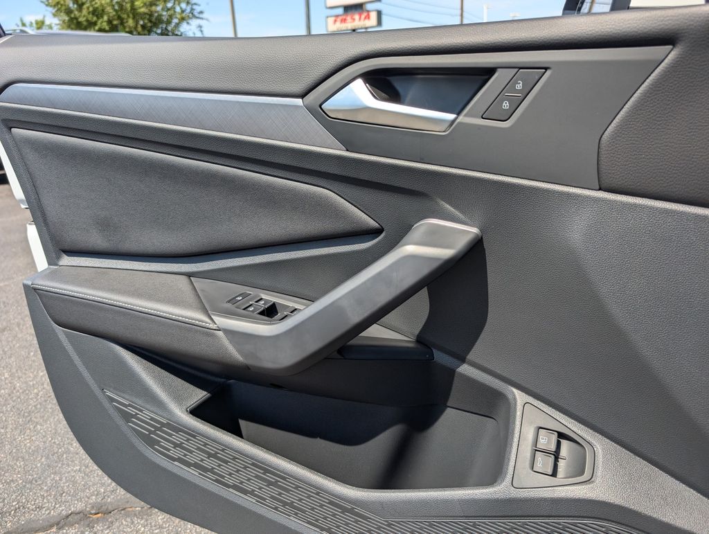 2024 Volkswagen Jetta 1.5T SE photo 20