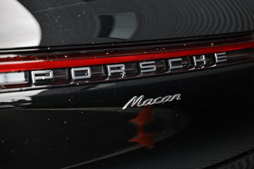 2024 Porsche Macan S photo 15